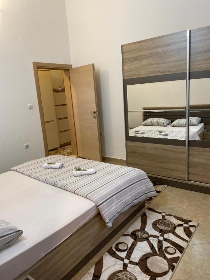 Guest House Pocanic Tivat Exterior photo