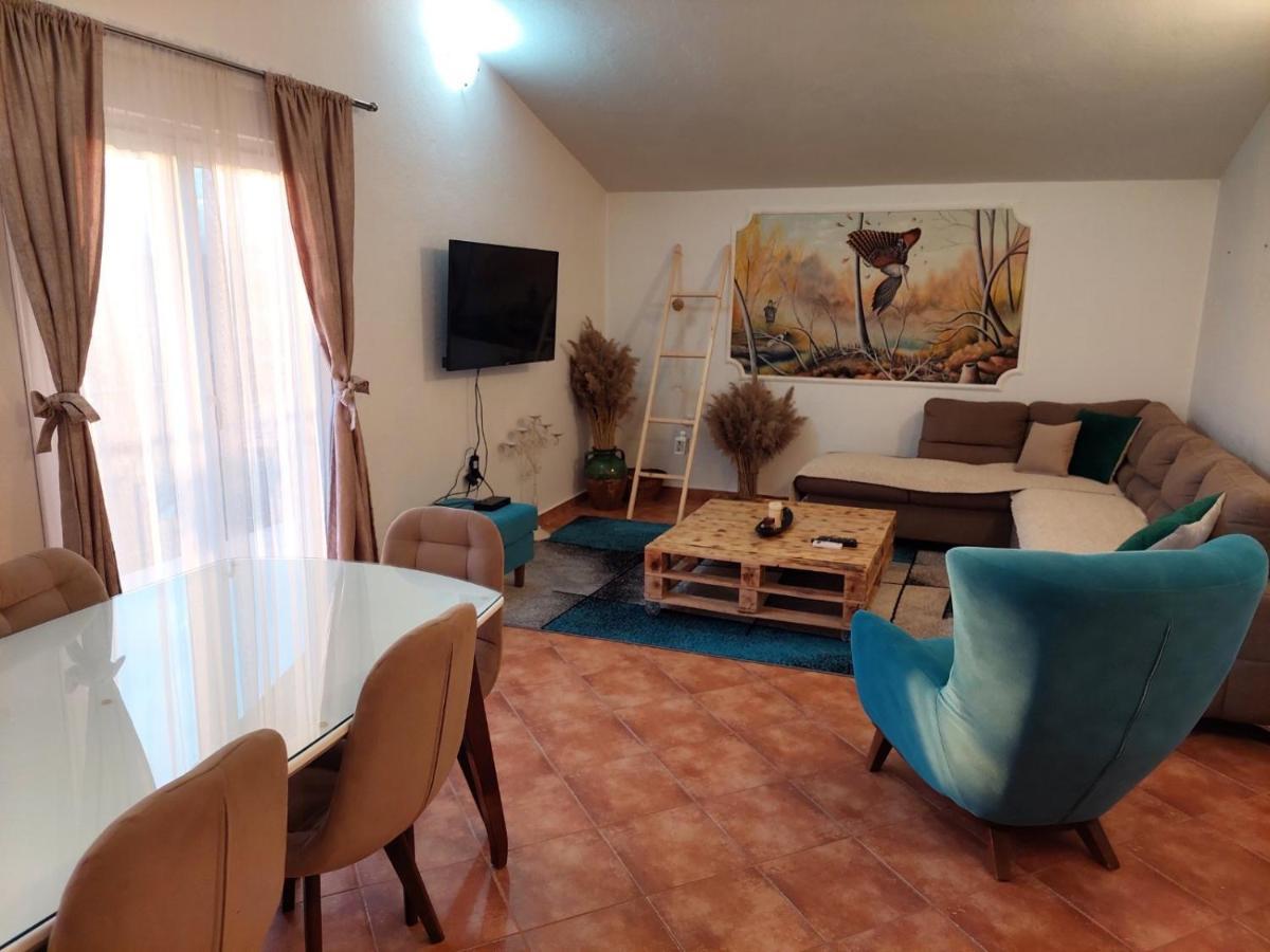 Guest House Pocanic Tivat Exterior photo